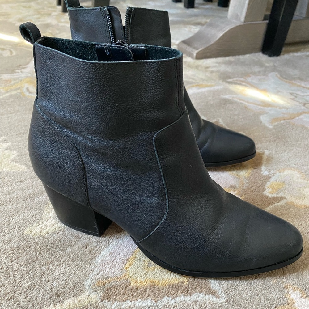 Crown Vintage Saleen Boots Bootie 6.5